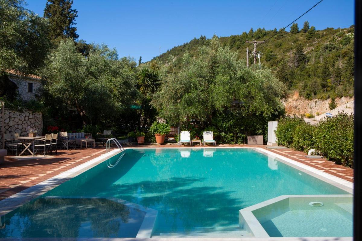 Evridiki'S Villas Agios Nikitas Exterior photo