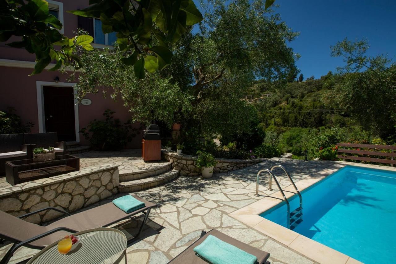 Evridiki'S Villas Agios Nikitas Exterior photo